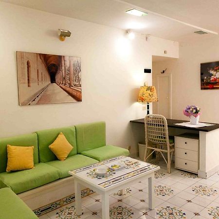 Casa Vacanze Belledonne Apartment Naples Luaran gambar