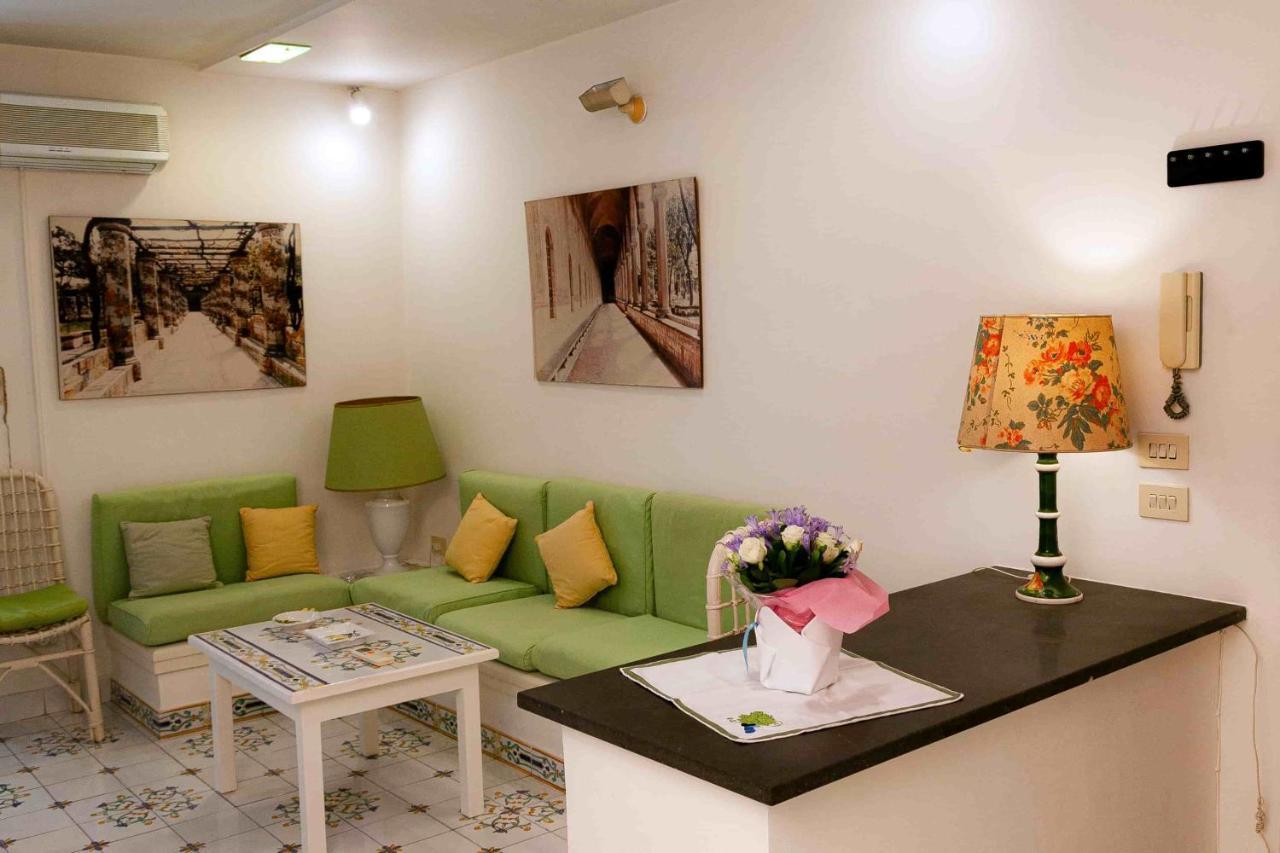 Casa Vacanze Belledonne Apartment Naples Luaran gambar